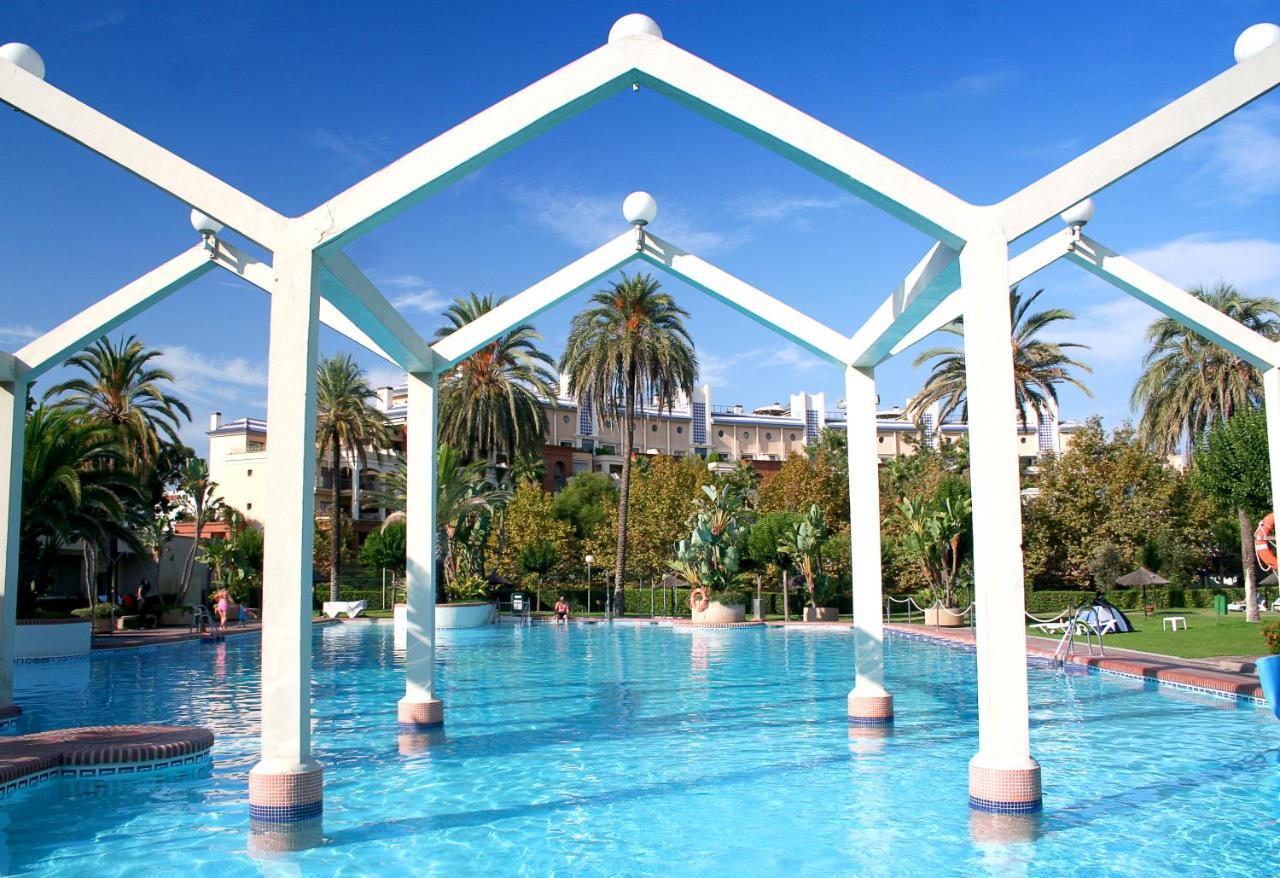 Clc Benal Beach Aparthotel Benalmádena Eksteriør billede