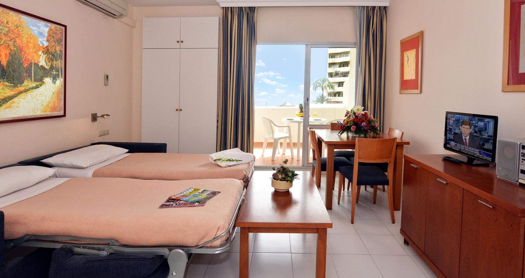 Clc Benal Beach Aparthotel Benalmádena Eksteriør billede