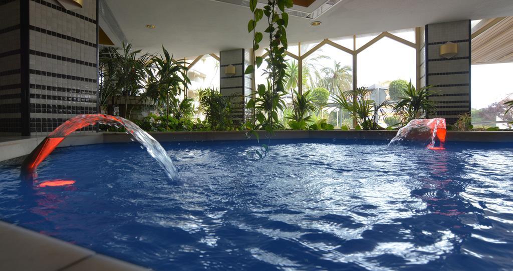 Clc Benal Beach Aparthotel Benalmádena Eksteriør billede