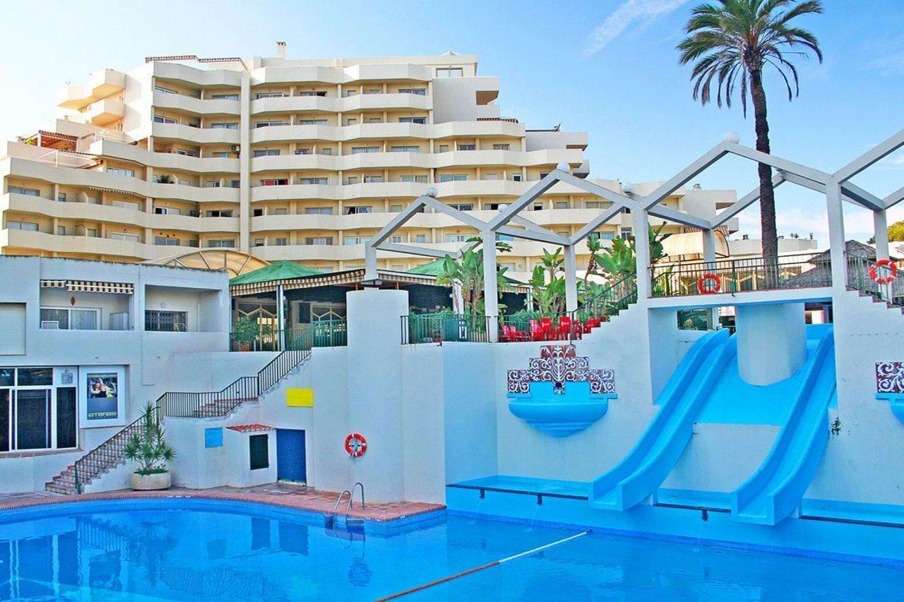 Clc Benal Beach Aparthotel Benalmádena Eksteriør billede